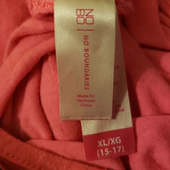 No Boundries Racer Back Top - Picture 3 of 3